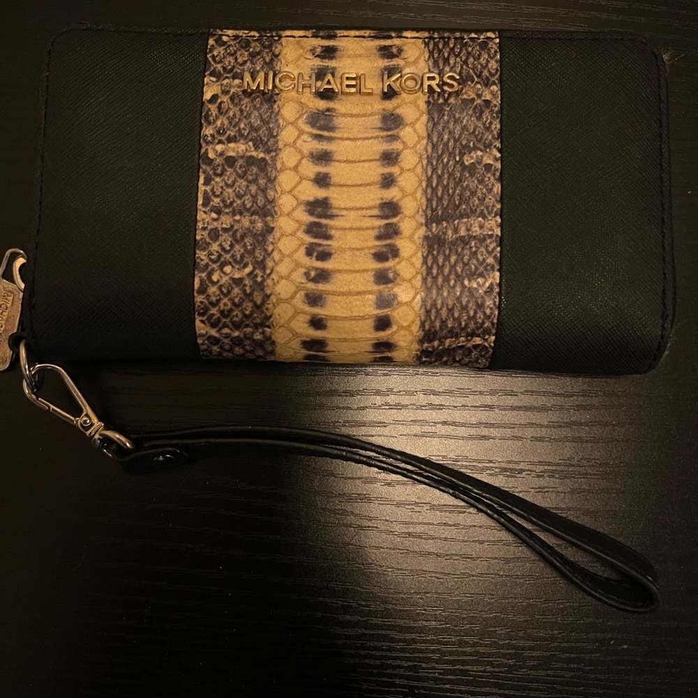 Michael Kors Black and Tan Snake Print Clutch - Picture 3 of 9